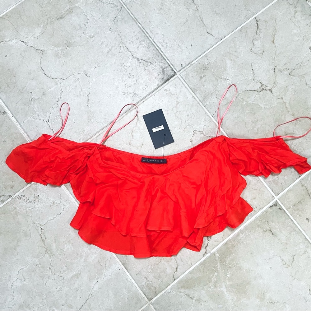 NWT Off Shoulder Crop Top